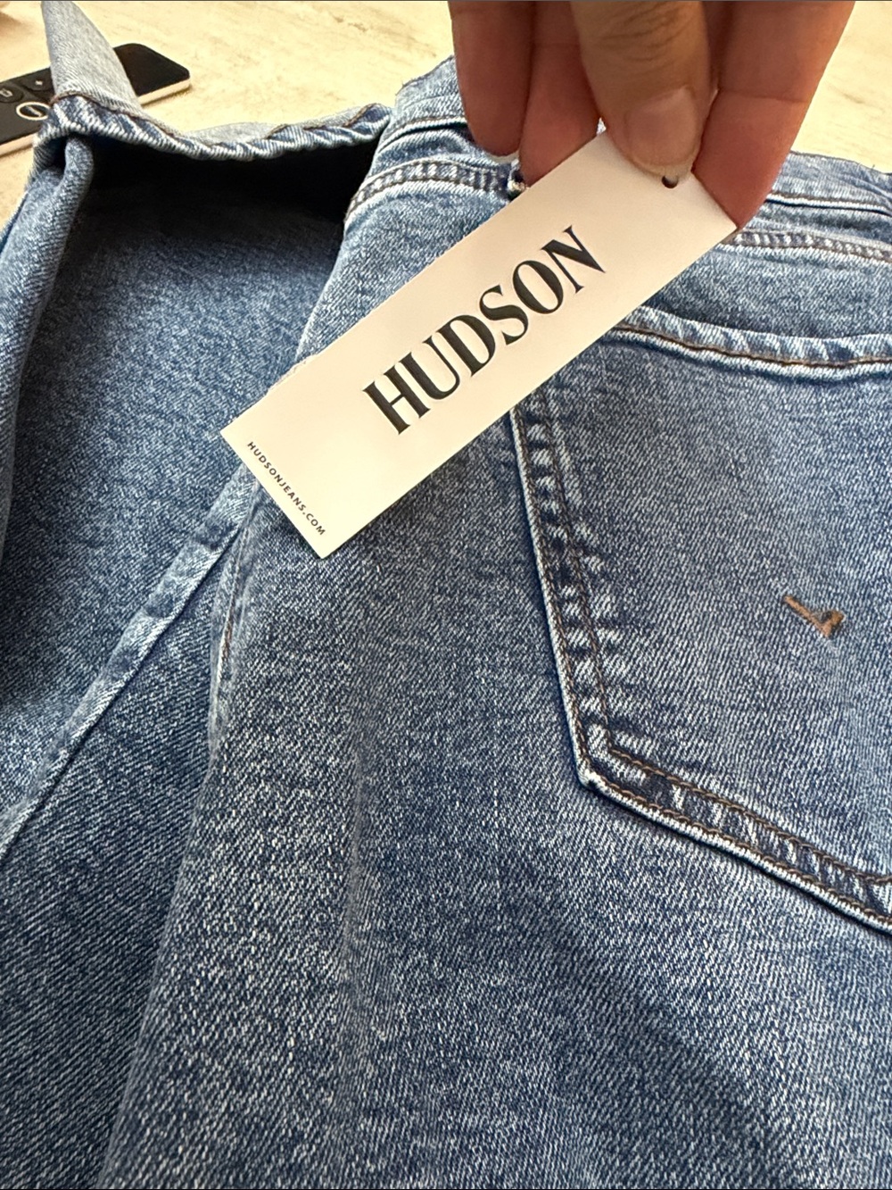 Hudson Jeans Women's Wide-Leg Jeans in Light Blue Denim “Dickinson” - Picture 5 of 12